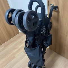 おまけ付き双子用ベビーカー　DUOシティHOP ブラックの画像