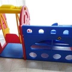 ブランコ&滑り台の画像