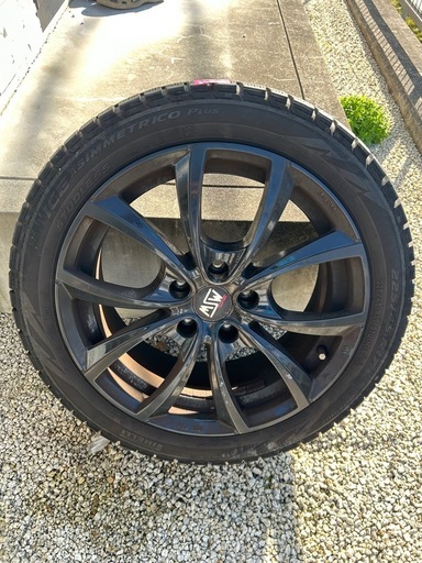 ホイール付きスタッドレスタイヤ