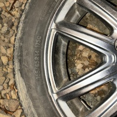 スタッドレスタイヤの画像