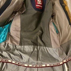 【美品】スノボウェア　ESTIVO 上のみsizeSの画像