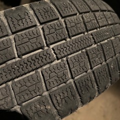 スタッドレスタイヤの画像