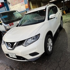 エクストレイ　ハイブリッド 2016 距離 7.6万キロ　車検たっぷりの画像