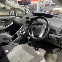 30プリウス人気黒！！の画像