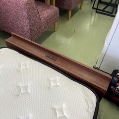 【リサイクルショップ ピカソ 小松原】🛏️✨美品‼️木製シングルベッド＋極厚OYTマットレス✨丸洗い洗浄済み🌈★9949★の画像