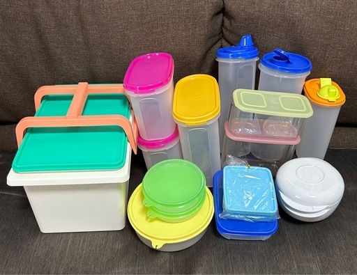 タッパーウェア　詰め合わせに②