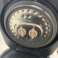 アイリスオーヤマ 圧力IH炊飯器 KRC-PC30-B ブラックの画像