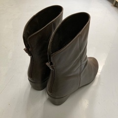 fitfit革靴23センチの画像