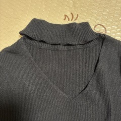 グレイルチョーカーニットの画像