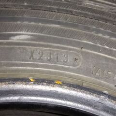 履き潰しに!! 間に合わせに!! GOOD YEAR ICENAVI CARGO 145R12LT 6PR スタッドレスタイヤ 4本SET ※引き取りまたは指定駅渡しの画像