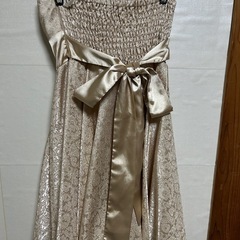 パーティ用ドレスの画像