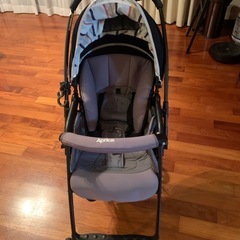 Aprica 軽量ベビーカー
の画像