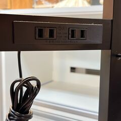 コンセント2口付き レンジ台 4段+バスケット付き スライド棚 キャスター ブラウン×ブラック 横幅55.5cm 奥行55.5cm 高さ115cm スチール キッチンラック スチームオーブン/大型レンジ対応 クロノス★買取帝国 志木店の画像