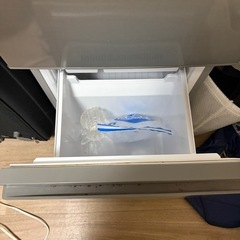 【急ぎ】小型冷蔵庫を引き取ってくださる方を募集していますの画像