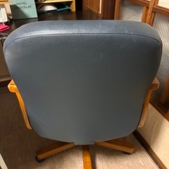 木肘 回転座椅子 合皮レザー 　の画像