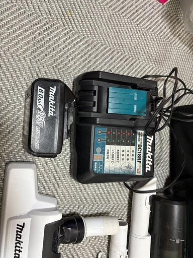 マキタ18v充電式掃除機