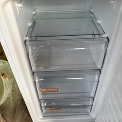 GY1119 Haier ハイアール　ノンフロン電気冷凍庫　JF-NU102C の画像