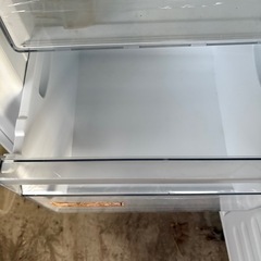 GY1119 Haier ハイアール　ノンフロン電気冷凍庫　JF-NU102C の画像