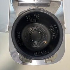 【Panasonic IHジャー炊飯器 SR-PW100（5.5合）】2018年製の画像