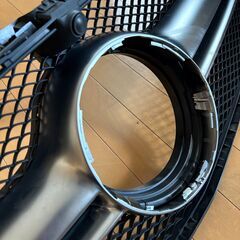 【引き取りに来ていただける方限定】メルセデスAMG  X156 amg gla45  純正グリル 後期の画像