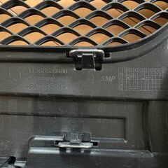 【引き取りに来ていただける方限定】メルセデスAMG  X156 amg gla45  純正グリル 後期の画像