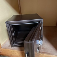 耐火金庫☆中古品☆の画像