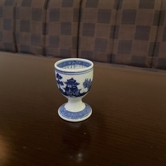 台湾の卵入れの皿の画像