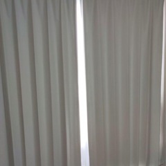 【お話中】ニトリ　遮光　カーテン　100×225 2枚の画像