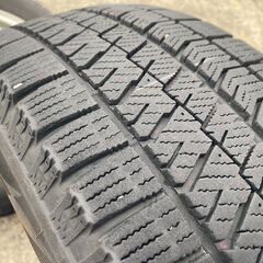 プリウス‼️195/65R15 ブリザック VRX2 ‼️東北6県無料配送対応‼️爆安‼️最終値下げ‼️④バリ溝❗ 国産ブリジストン VRX2❗ アルミ付き 国産 タイヤ !! スタットレス　スタッドレス　雪 冬 ゆき PCD100 pcd100の画像