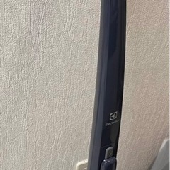 【ジャンク】コードレス 掃除機  ［11/21-24 げん限定］の画像