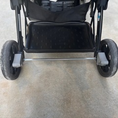 baby trend二人乗りベビーカーの画像