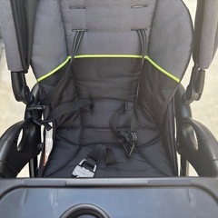 baby trend二人乗りベビーカーの画像