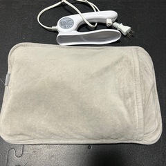 会う約束不要　電気カイロ　大きいサイズ　1シーズンのみ使用の画像