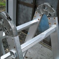 多機能 折りたたみ アルミ脚立 梯子 踏み台 ラダーの画像