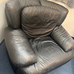 イタリア製レザーソファーの画像