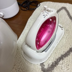 パナソニックアイロンの画像
