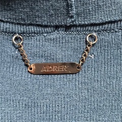 ブルー　ニットタートルネックの画像