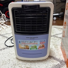 ミニファンヒーターの画像