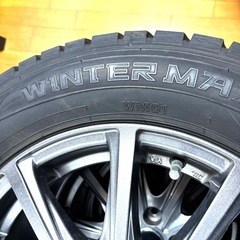 DUNLOPスタッドレス195/65R15の画像