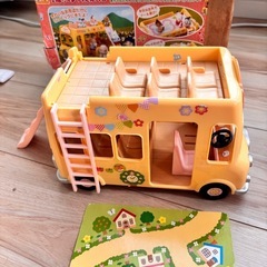 シルバニア　ようちえんバス
の画像