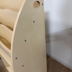絵本棚の画像