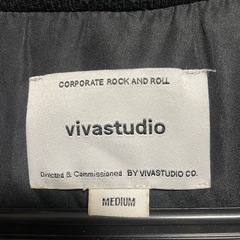VIVASTUDIO ダウンジャケットの画像