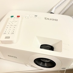 【スクリーンおまけ】BenQ TH575 3800ANSIルーメン ゲームモード搭載プロジェクターの画像