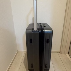 新型スーツケースの画像