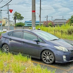 トヨタプリウスS LEDの画像