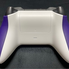 Xbox ワイヤレスコントローラー パープルの画像