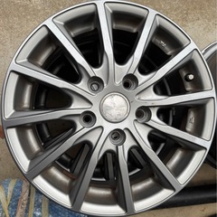 15インチ　6.0J+52の画像
