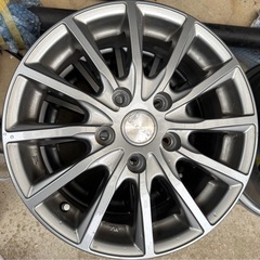 15インチ　6.0J+52の画像
