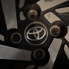 サマータイヤ　タイヤ使えます　トヨタ純正ホイール　195/60/R17 早い者勝ち！の画像