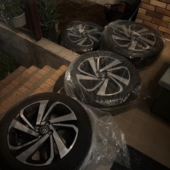 サマータイヤ　タイヤ使えます　トヨタ純正ホイール　195/60/R17 早い者勝ち！の画像